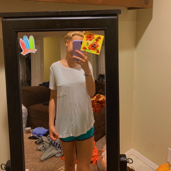 american eagle v-neck - Picture 2 of 2